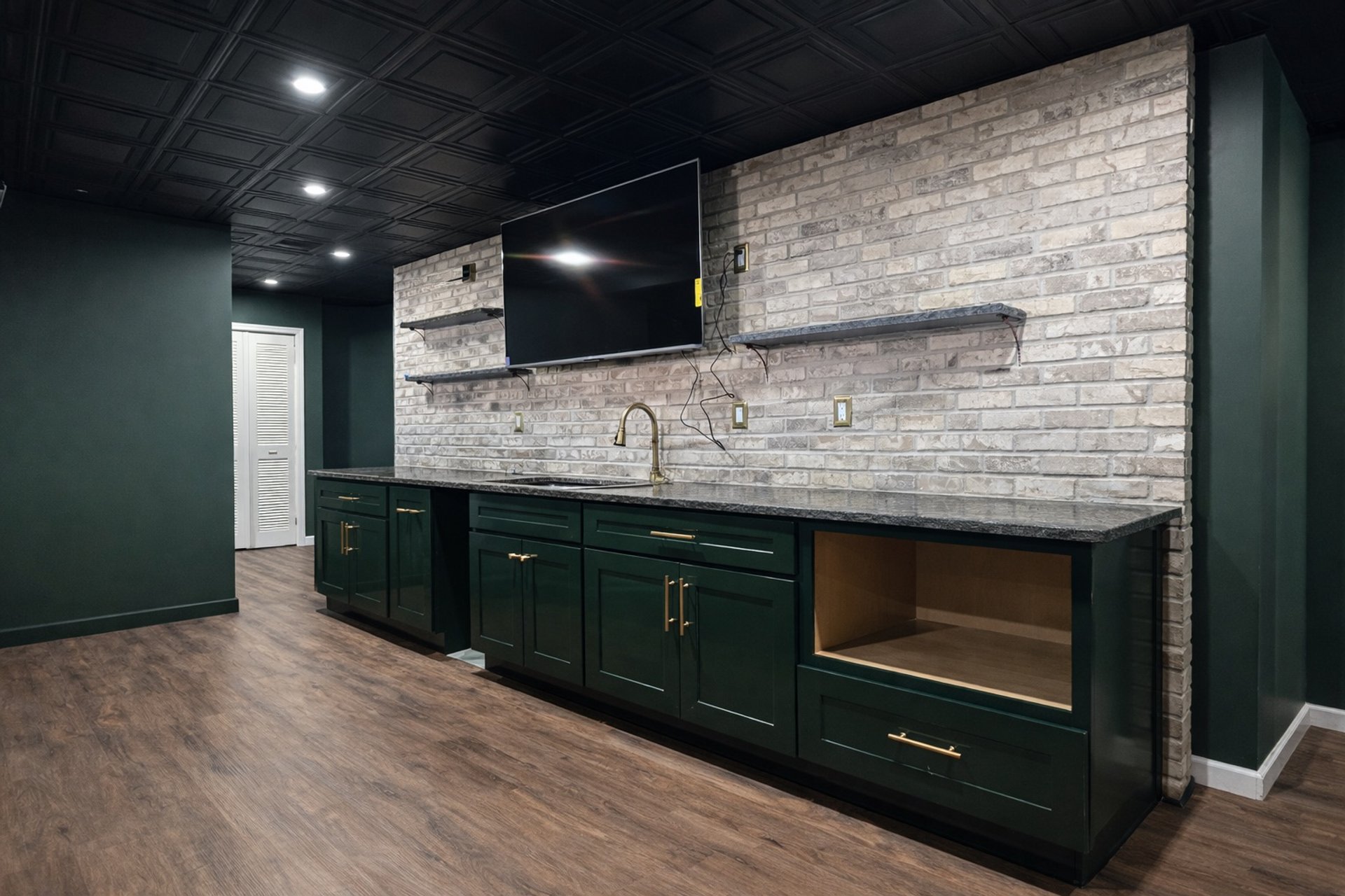 freshly refinished kitchen cabinets
